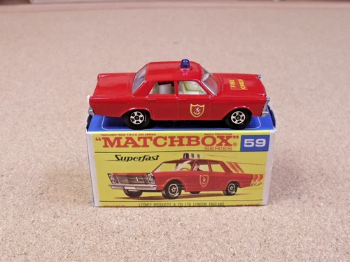 LESNEY MATCHBOX # 59 FORD GALAXIE FIRE CHIEF CAR SUPERFAST F TYPE ORIGINAL BOX