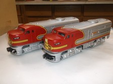 K-LINE TWIN ALCO SANTA FE AA #2126/2128 LOCOMOTIVES AND 8 CARS SET