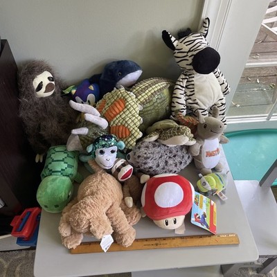 Lot Of 15 Plush Stuffed Animals Nintendo, Sonic, Minecraft, Jurassic, Ty, Fiesta