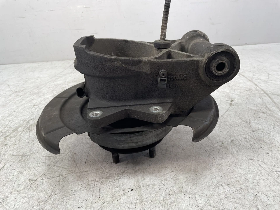 ✅ 97-06 OEM Jaguar XK8 XKR Rear Right Passenger Side Suspension Spindle Knuckle - Image 2 of 4