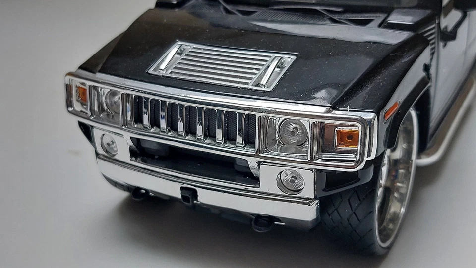 1:18 Maisto Hummer H2 All Stars nero RARO raro da vetrina mai usato o scatola originale - Immagine 4 di 4