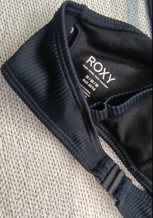 ROXY Bralette Bikini Top Ribbed Black M Adjustable Straps Logo Women's Swimwear-image