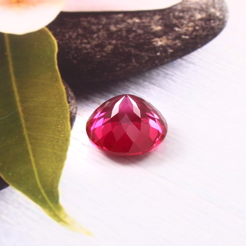 Natural Flawless Mozambique Blood Red Ruby Round Loose Cut Gemstone 18x18 MM - Picture 5 of 6