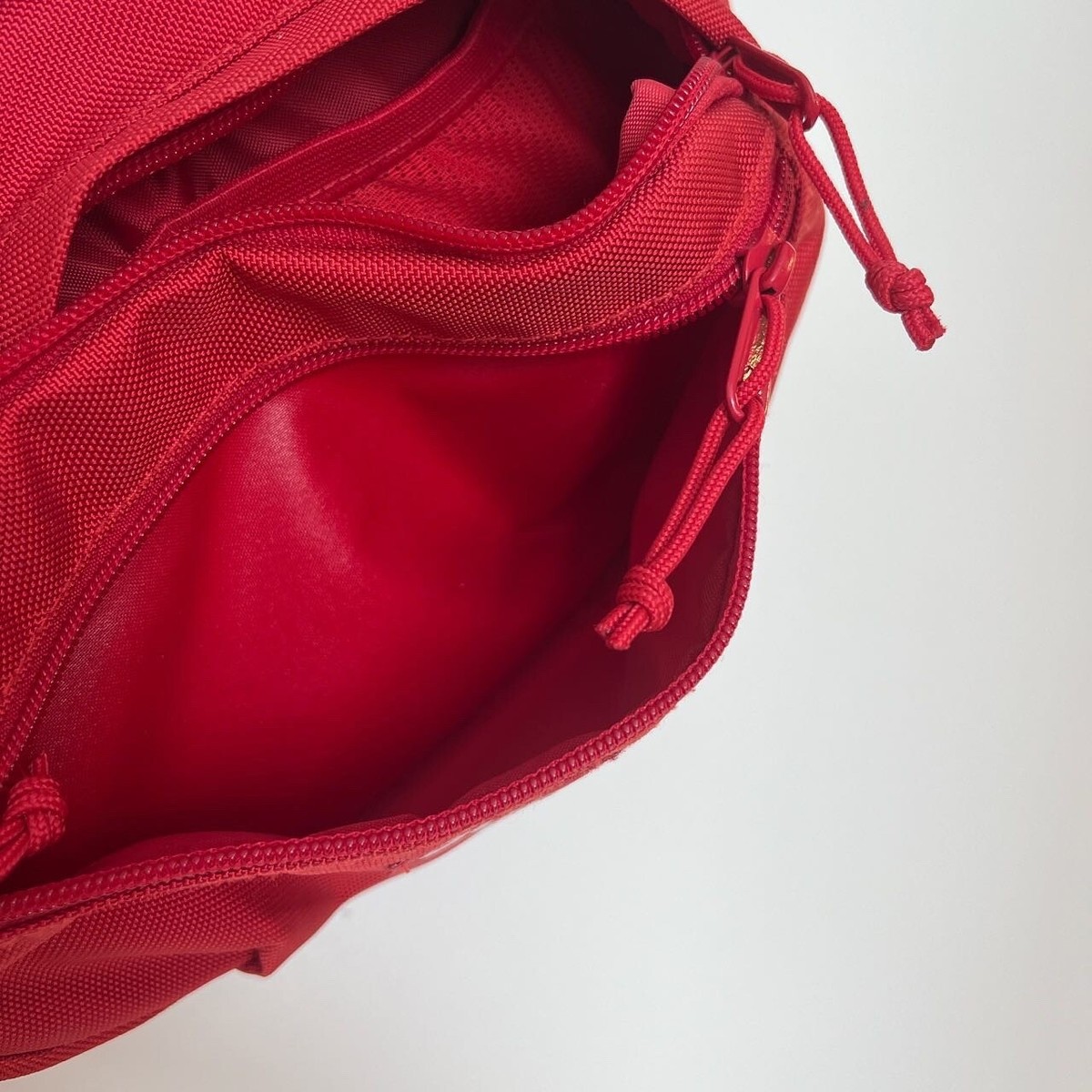 Authentic Supreme SS18 Waist Bag In the trendiest Color At Authentic Supreme SS18 Waist Bag In the trendiest Color At