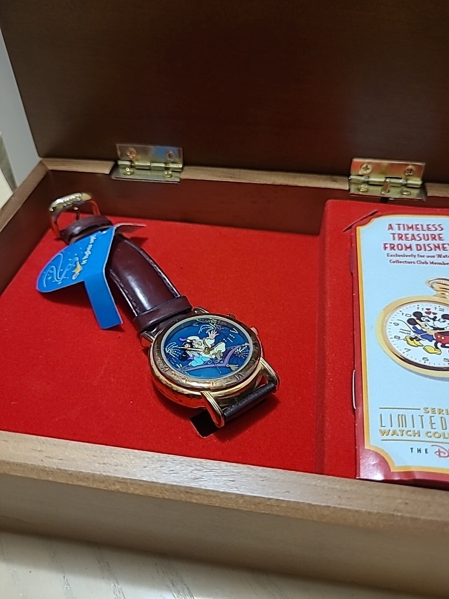 Disney Aladdin and Jasmin Music Box Watch Collectors Club Series V 6461/7500 Disney Aladdin and Jasmin Music Box Watch Collectors Club  main image 3