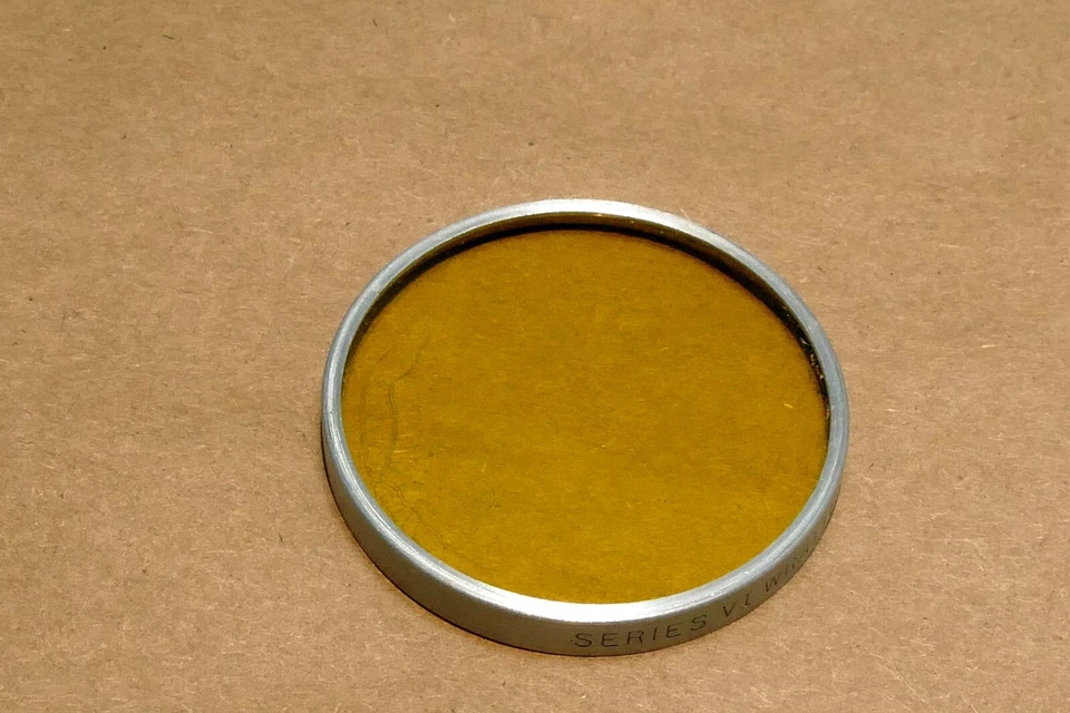 Kodak K2  Wratten Filter series 6 VI drop in type  yellow (coating separation) - Image 2 of 4
