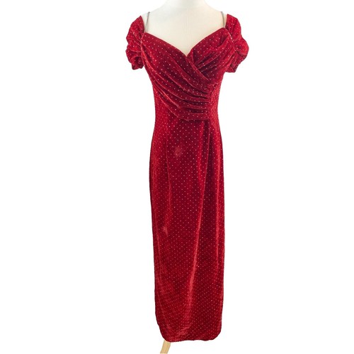 anthropologie red velvet dress 123 ways to style the iconic velvet Somerset Maxi Dress with @Caitlyn Warakomski! Which look was your favorite? #AnthroAmbassador #LayeringOutfits #winterfashion #coldweatheroutfit