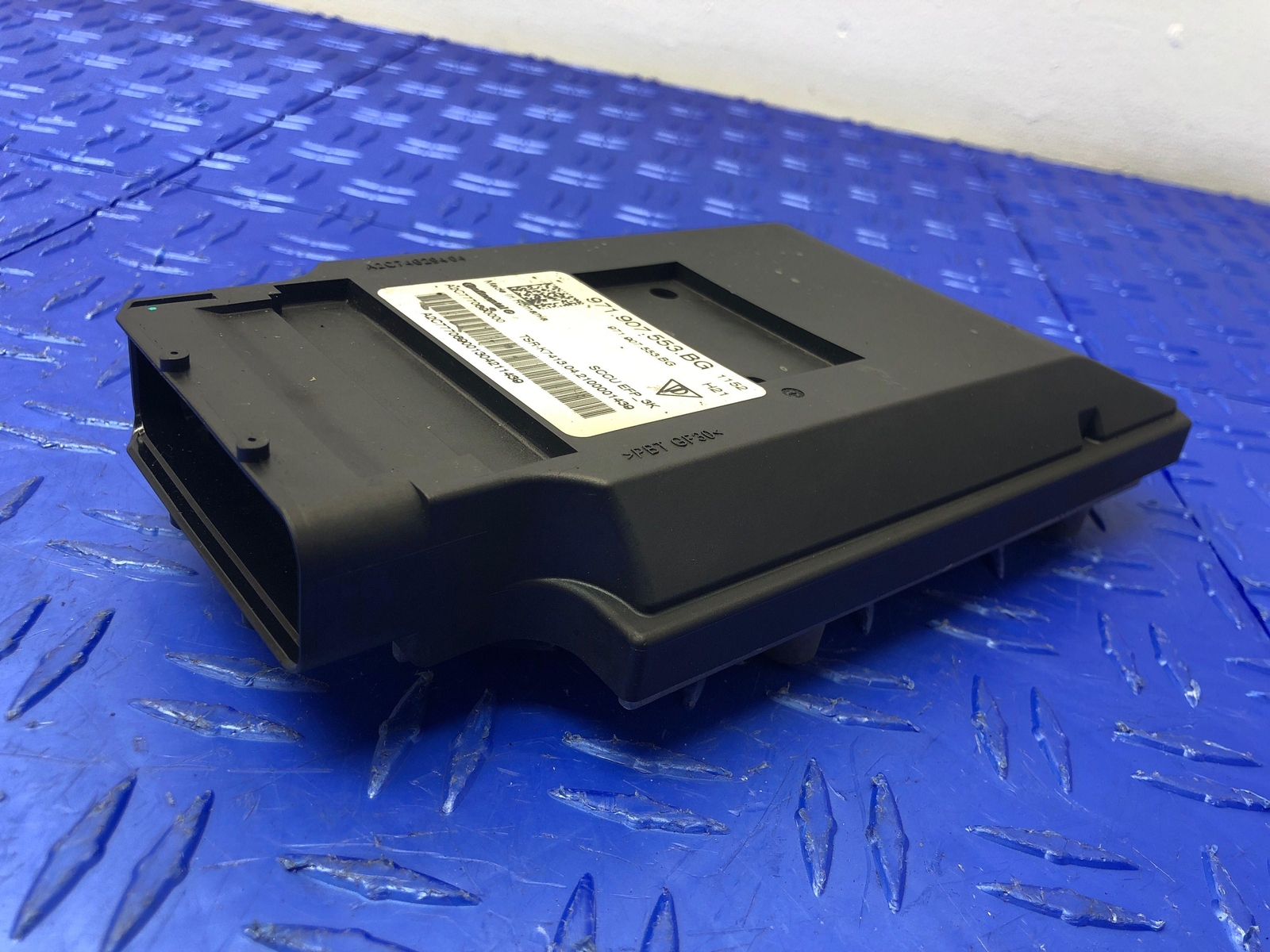 2018-2021 PORSCHE PANAMERA ACTIVE SUSPENSION CONTROL MODULE UNIT 