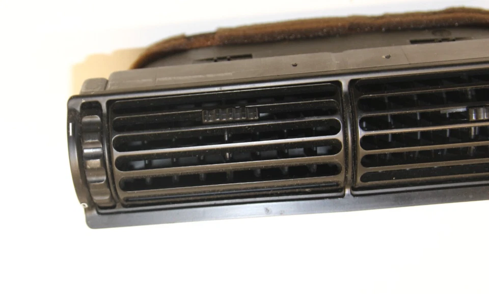 BMW OEM GENUINO E30 TABLERO CENTRAL VENTILACIÓN AIRE ACONDICIONADO AIRE ACONDICIONADO TABLERO VENTILACIÓN Foto 4 de 4