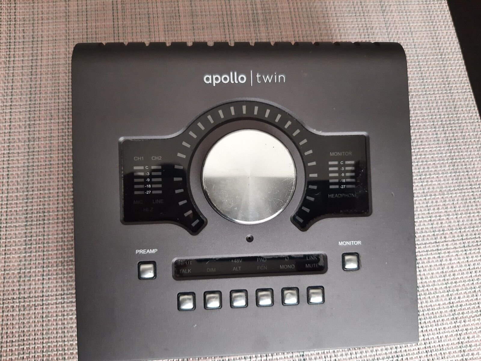 Universal audio apollo twin mk2 solo-