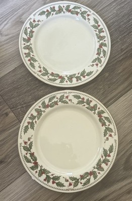 The Cellar Ivory Holly Set Of 2 Gold Rim Christmas Holiday Salad Plates 7 1/2''