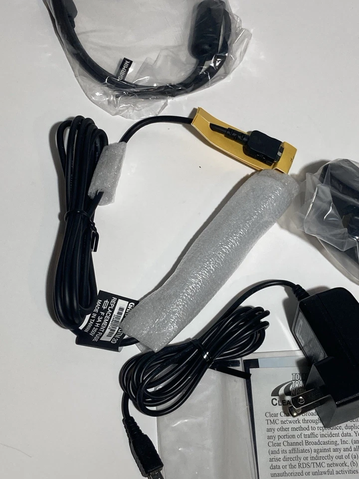 Garmin Nuvi 660 NA GPS Navigation 2006 New Without Box - Image 4 of 4