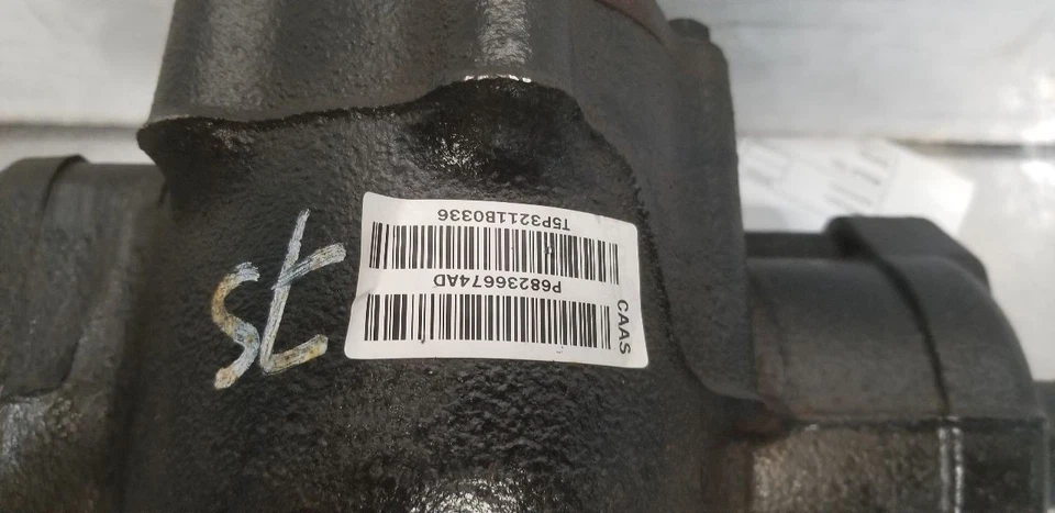 22 DODGE RAM 5500 STEERING GEAR SECTOR 6.7L 68236674AD - Imagem 3 de 4