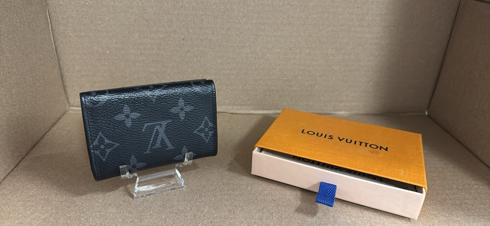 Louis Vuitton monogram Eclipse Reverse Discovery - image 2