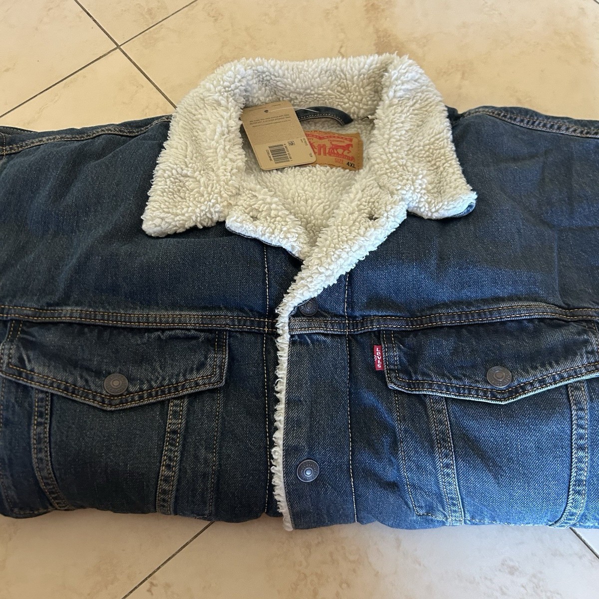 Levi's Trucker Denim Jacket Mens 4XL Dark Blue Sherpa Lined Front