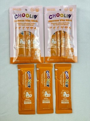 CHOOLIP Squeeze Vita Stick Vitamin-Infused Treats For Cats Dogs Total Balance