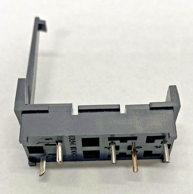 Omron P2R-05 Relay (10 pieces)