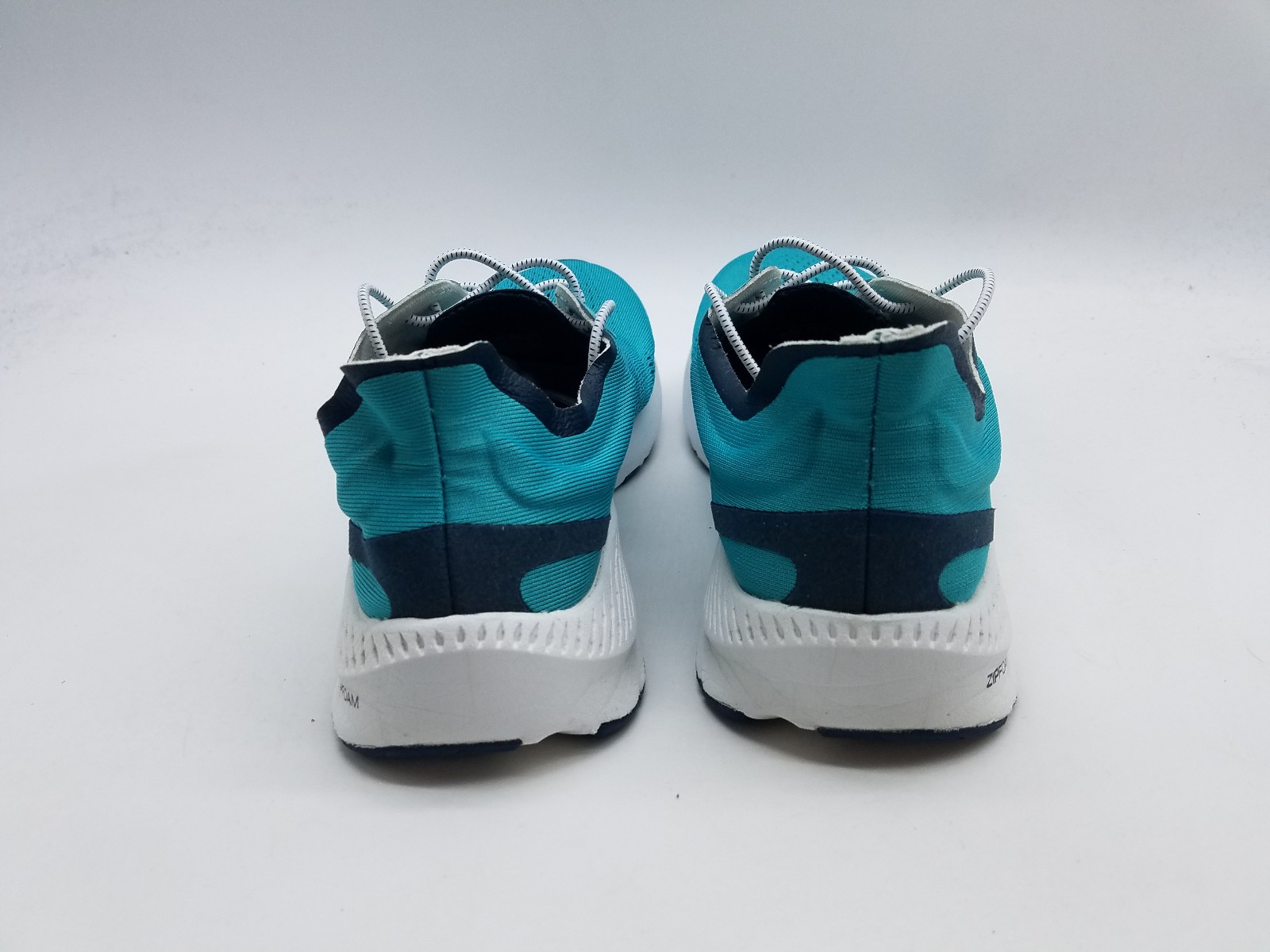 Topo Cyclone Men's Size 8 Running Shoes Cyan Red