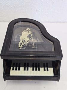 Lucy's Vintage and More | eBay Stores