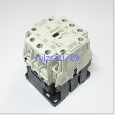 1pcs New   Contactor S-T21 AC100V 2A2B C 1110012876 *pt