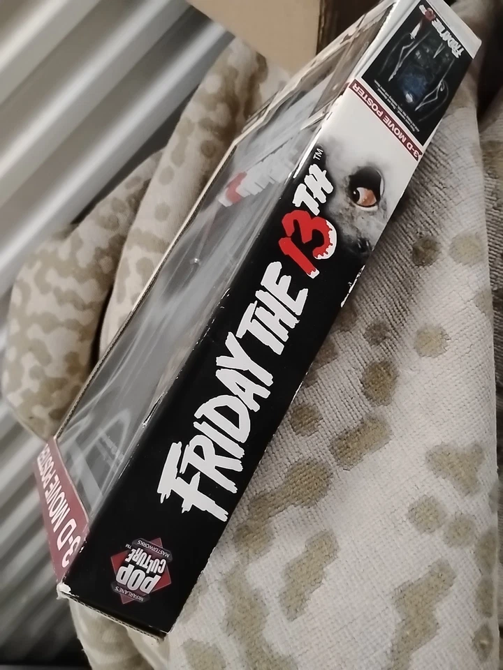 Póster de la película McFarlane Toys Friday The 13th 2006 en 3D nuevo en caja 8 1/2 x 12 3/4 Foto 3 de 4