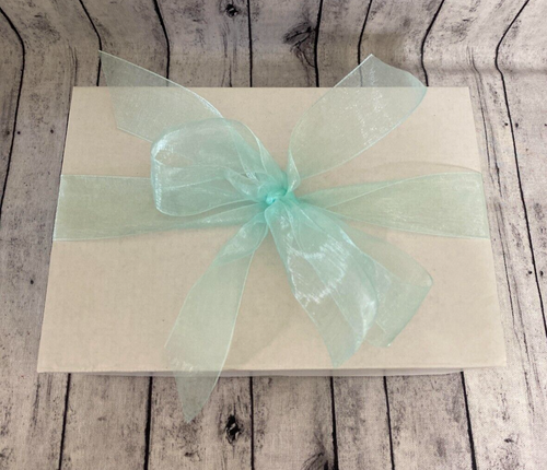 SAURE SÜSSIGKEITEN GESCHENKBOX, SNACKGESCHENKBOX, SÜSSIGKEITENGESCHENKKORB, GUMMIE-SÜSSIGKEITEN - Bild 6 von 6