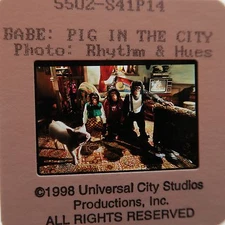 BABE PIG IN THE CITY CAST James Cromwell Mickey Rooney  ORIGINAL SLIDE 7