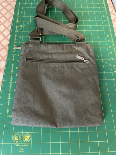 Baggallini Crossbody Purse Bag Travel Lightweight Organizer Adjustable Gray - Picture 5 of 9