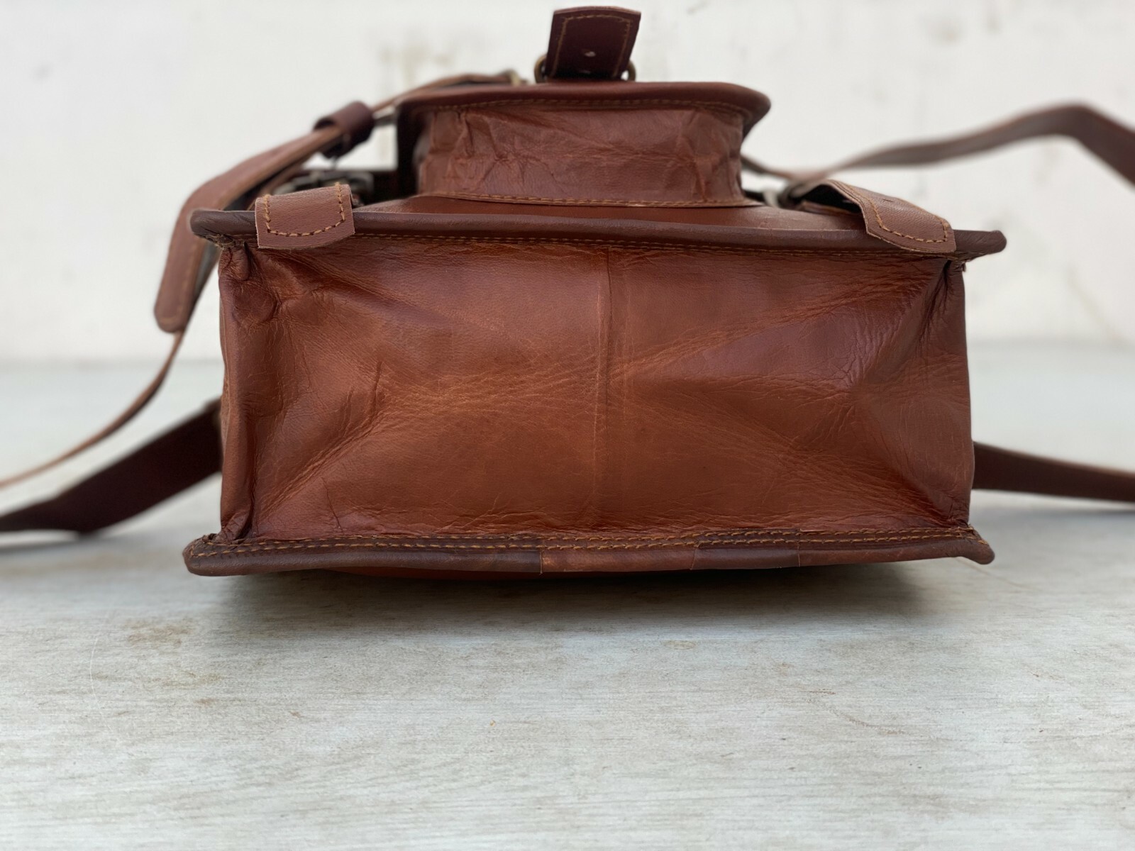 Top Handel Men's Goat Leather Shoulder Messenger Bag Vintage Satchel Briefcase