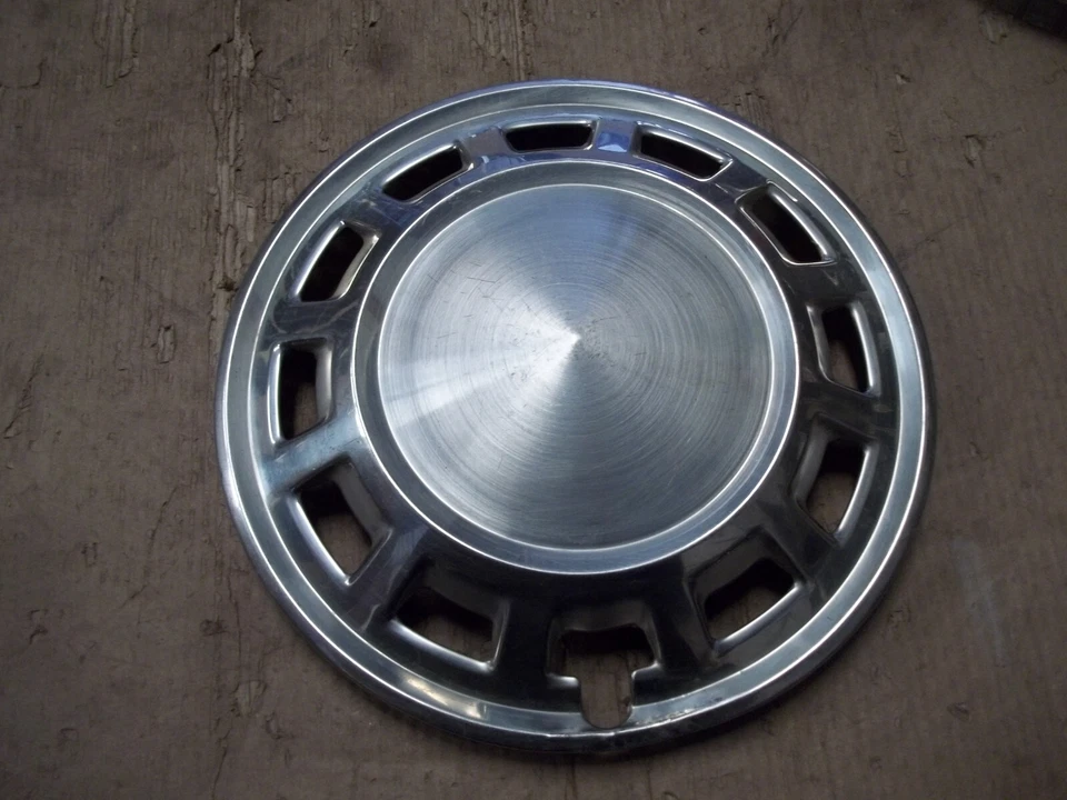 Tapacubos Tapacubos Tapacubos Llanta 1972 72 1973 73 13" OEM USADO CONJUNTO 4 Foto 3 de 4