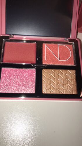 Natasha Denona LOVE GLOW Cheek Palette Powder Cream Blush Highlighter NIB - Picture 6 of 12