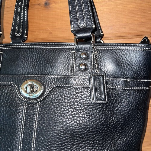 Coach Black Pebble Leather Tote Turnlock Zip Medium Bag F13959 - Picture 3 of 11