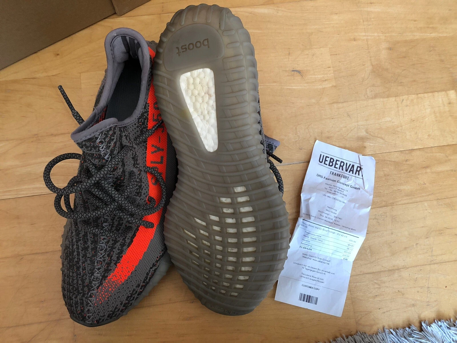 Adidas yeezy boost 350 v2 BELUGA US 9 leggermente indossato