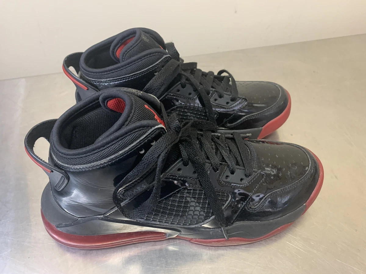 Jordan mars 270 black red cheap