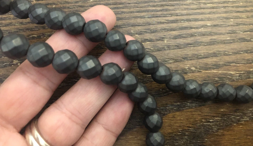 Hilo de cuentas de metal redondo grueso súper facetado mate ennegrecido pesado stock antiguo Foto 3 de 4