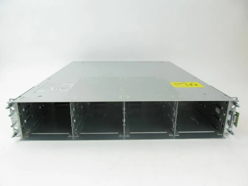 NetApp FAS2040 / FAS2020 116-00243+C0 WITH TOTAL 12 X 1TB HARD DRIVES - Image 2 of 4