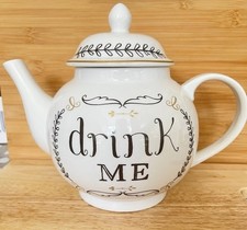 Large ‘Drink Me’ Teapot. 6 Cups. White