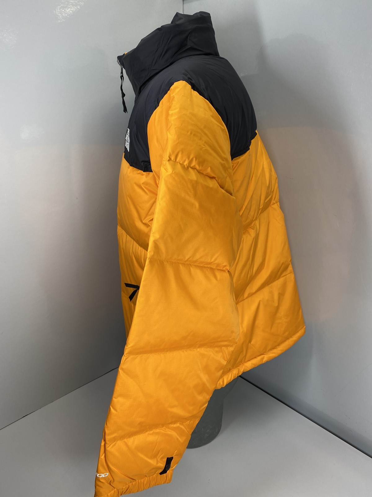 The North Face Mens Coat Cone Orange Size XL 1996 Retro Nuptse Puffer Jacket thumbnail 2