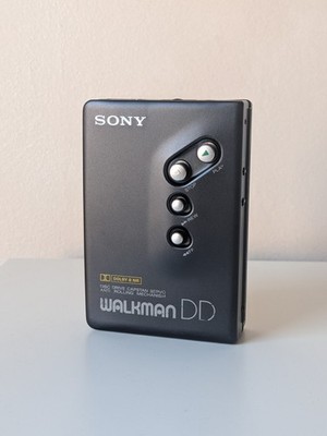 Sony Walkman WM-DD11 Disc Drive | Full Recap | Serviced Tested 1983