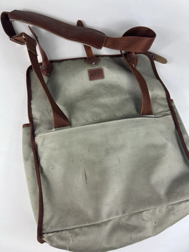 Vintage Leica Khaki Leather Camera Bag With Shoulder Strap - Image 2 of 4