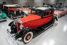1933 Packard 5-Passenger Coupe