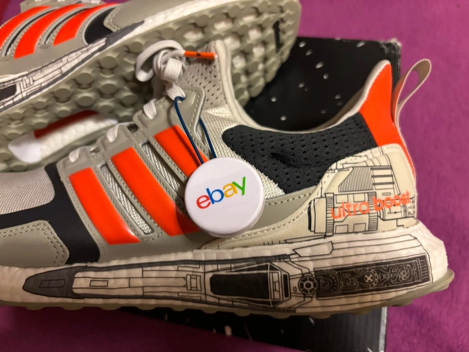 Adidas  Star Wars Ultraboost S&L SW Size U.K. 11 - Image 4 of 4