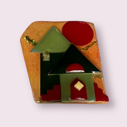 lucinda house pin