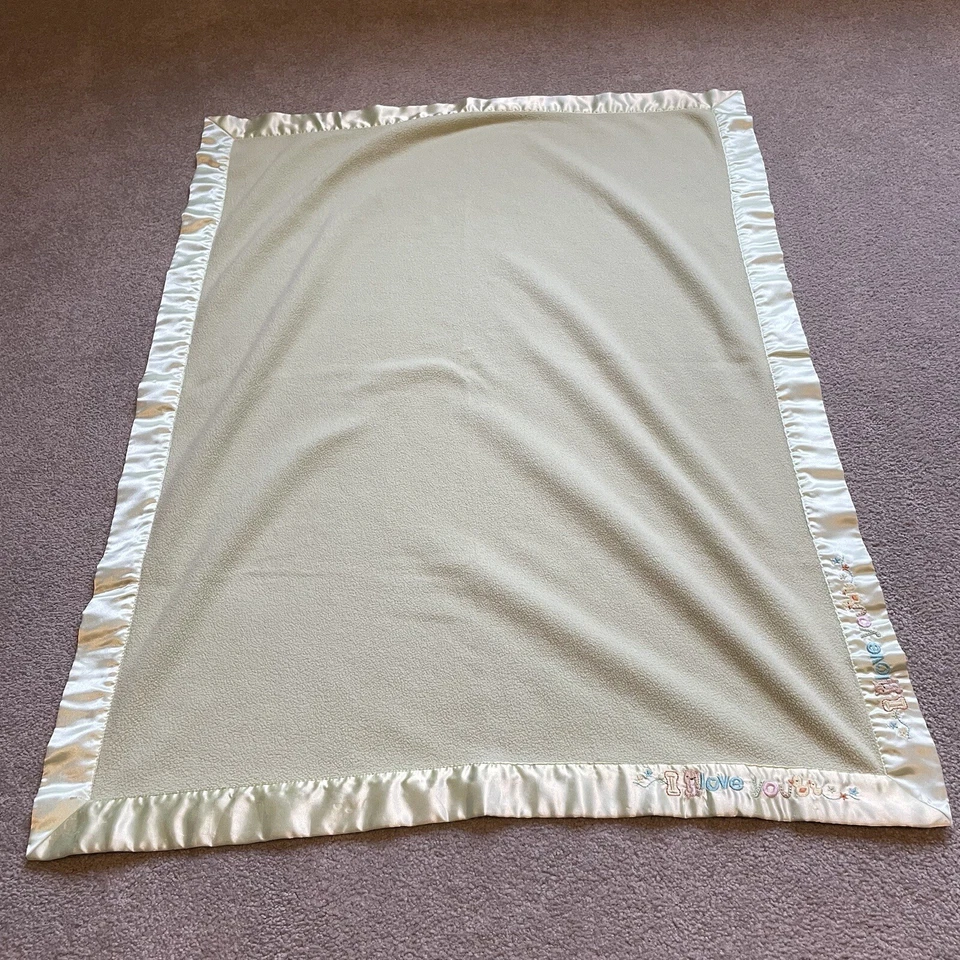 Manta bebé Carters verde bordada pato oso satinado ribete polar niño mío Foto 2 de 4