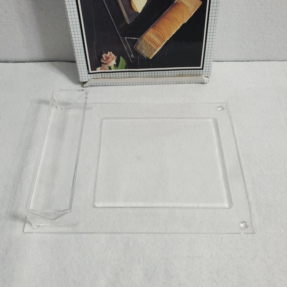 VINTAGE Cheese Snack Tray Deluxe Clear Plastic Original Box - Image 4 of 4