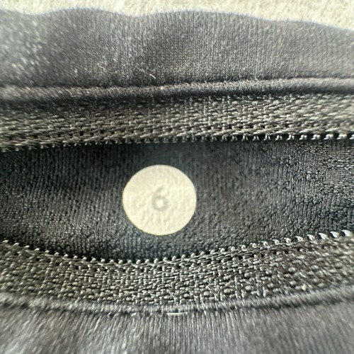 Lululemon Shorts Damen 4 schwarz Speed Short Running gefüttert Twinkle Silver Reflect - Bild 6 von 9