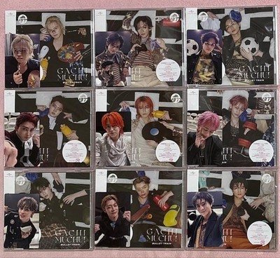 Super Express I'm really hooked! 9 member solo discs + solo trading card