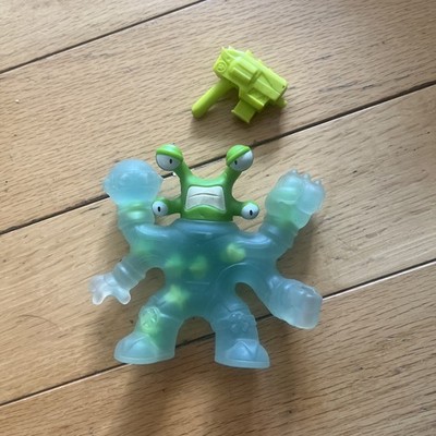 Heroes of Goo Jit Zu Galaxy Blast WARSNAP Water Blaster Hero 4.5''