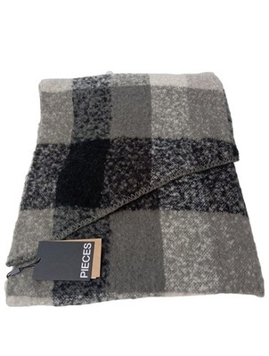 PIECES Strickschal Damen Schal hellgrau-schwarz-wollweiß Casual-Look