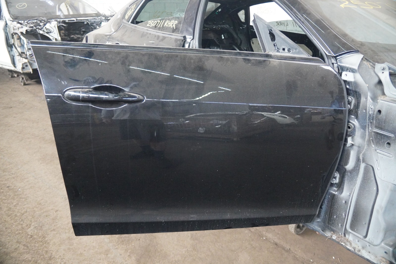 Front Right Passenger Door Assembly 673007995 Maserati Quattroporte M156 14-17+